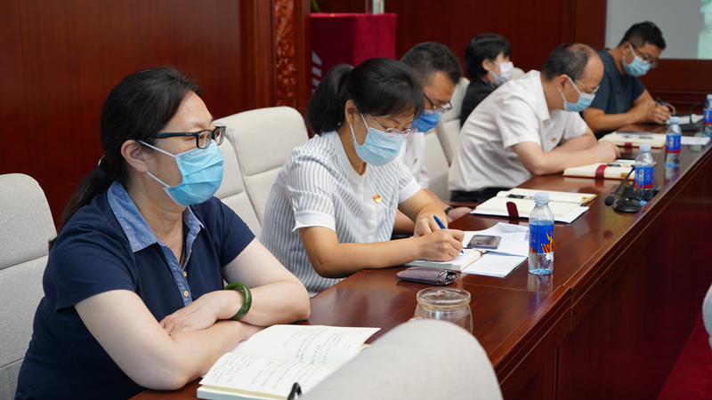 天安门地区管委会认真组织参加全市领导干部.png 天安门地区管委会认真组织参加全市领导干部.png